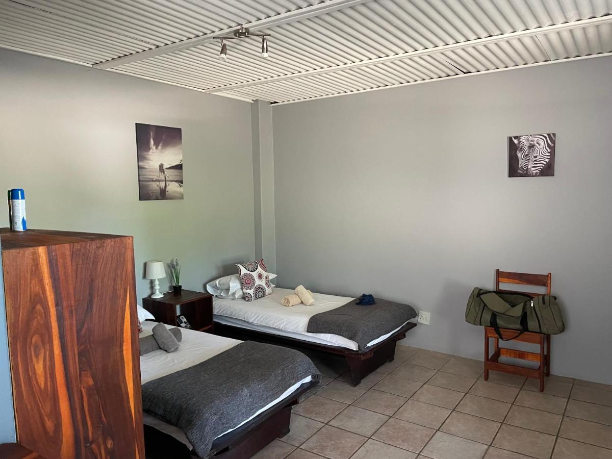 Kololo Guesthouse Катима-Мулило Экстерьер фото